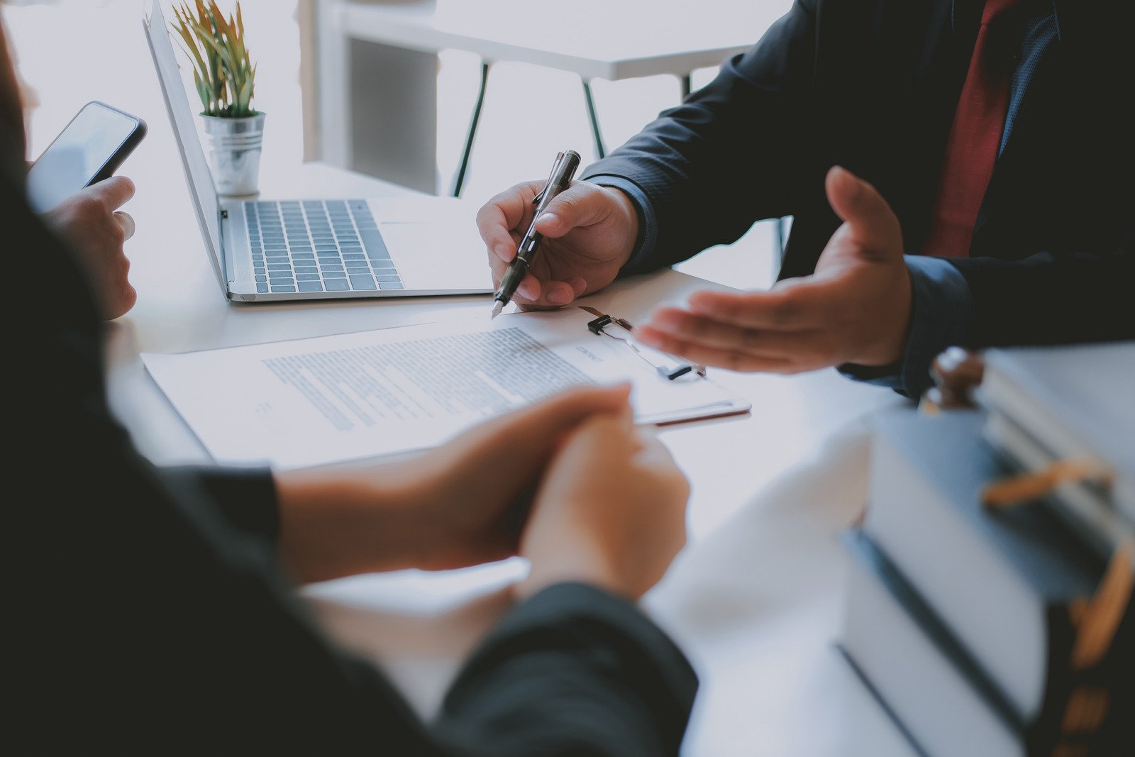 Business documents signing consultation